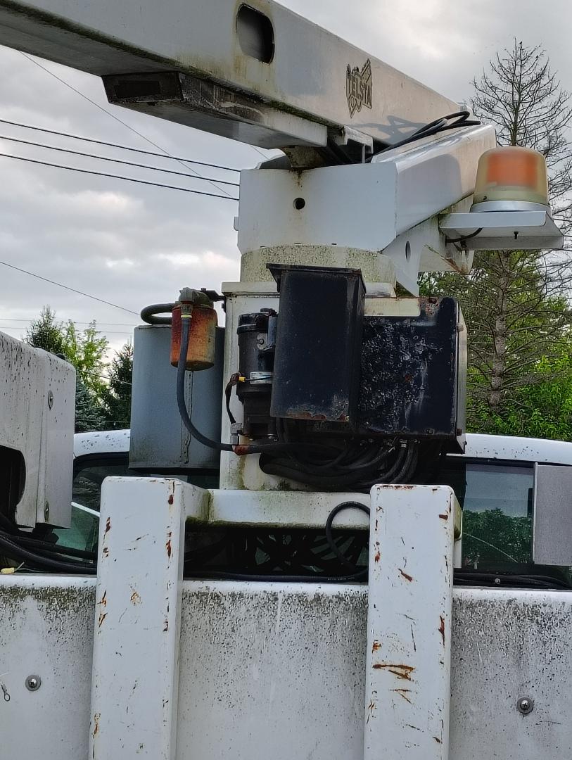 2001 CHEVROLET 3500 - Image 24